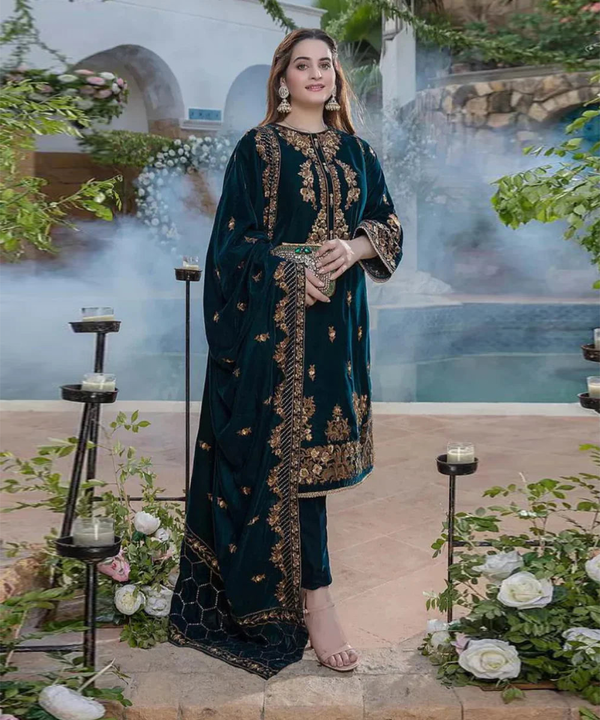 VELVET 3PC EMBROIDERED WITH VELVET EMBROIDERED DUPATTA-MB1060