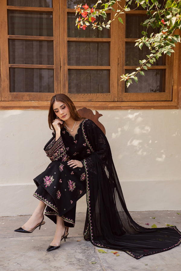 BATIK-3PC LAWN EMBROIDERED SHIRT WITH CHIFFON EMBROIDERED DUPATTA AND EMB TROUSER V719