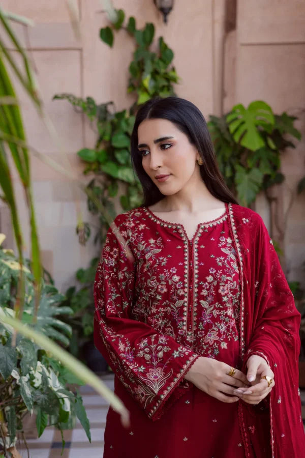Lawn Embroidered 3pc Suit With Chiffon Embroidered Dupatta 727